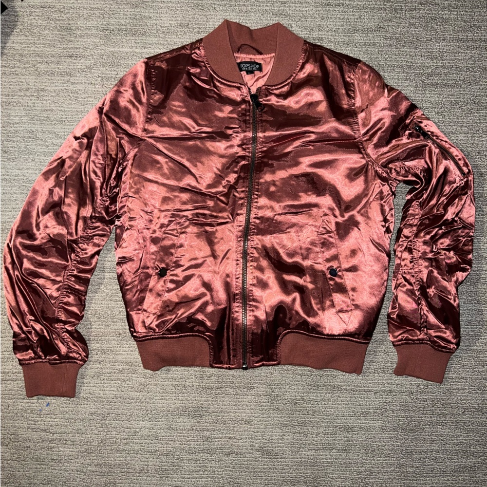 Women’s topshop rose gold satin bomber size 8/medium